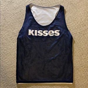 Reversible Kisses Pinnie